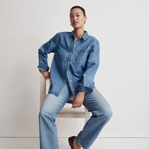 Madewell Denim Button-Down Collar Oversized Shirt in Cranover Wash